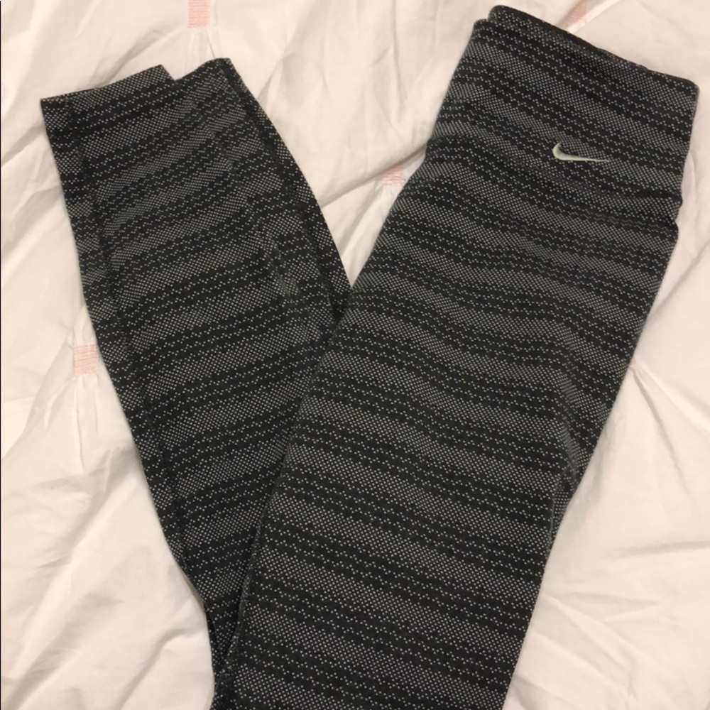 Nike Patterned Leggings